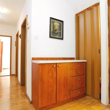 By The Sea Arbanija, Ciovo - 17332 Apartment